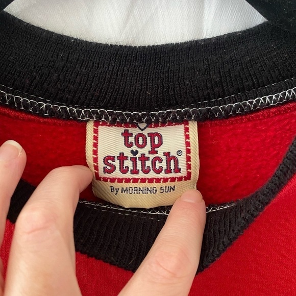 Top Stitch by Morning Sun Vintage Women’s Red Black Cardinal Jeweled Crewneck - Picture 3 of 5
